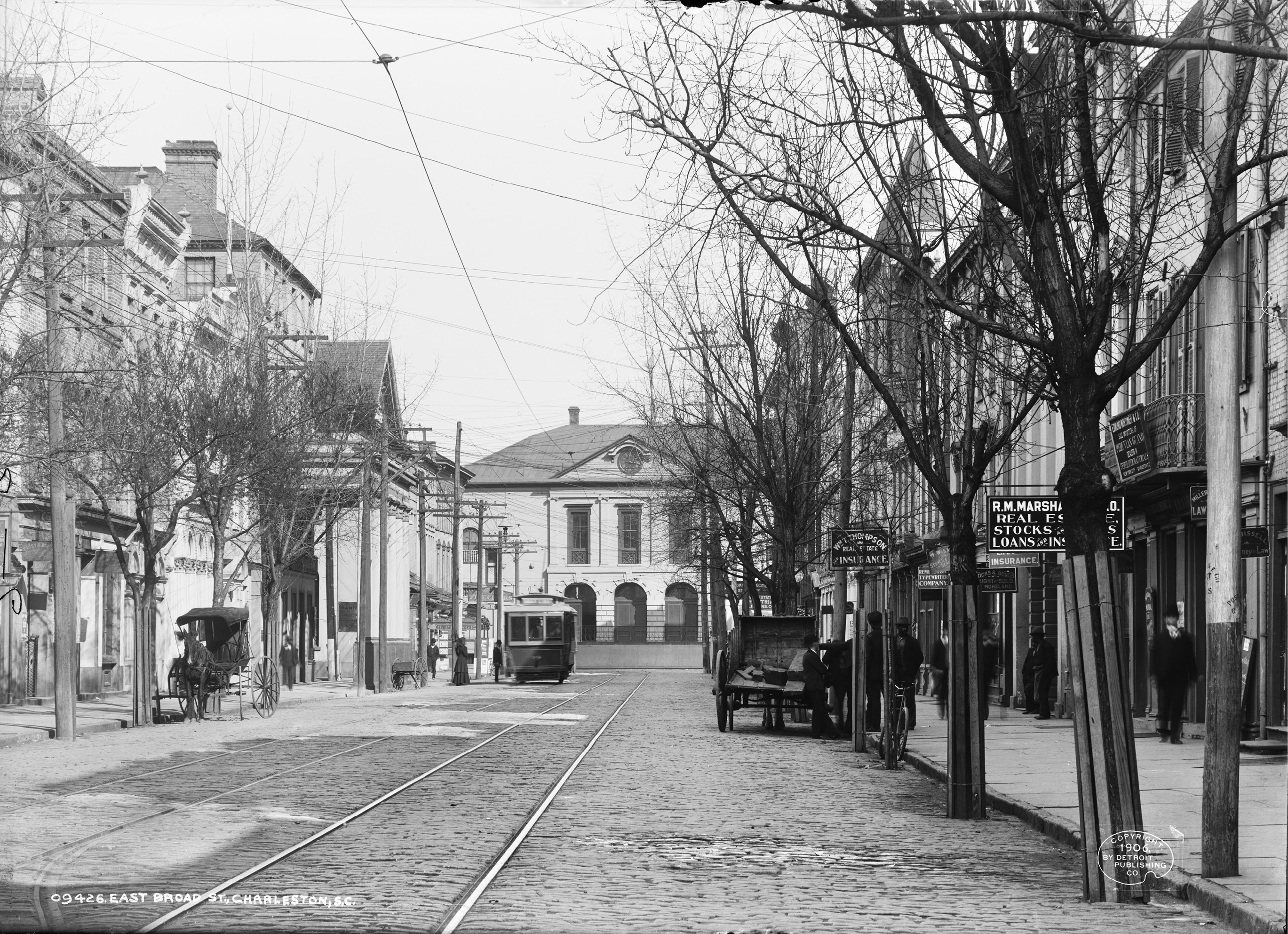 East Broad Street, circa 1906, from Detroit Publishing Co.