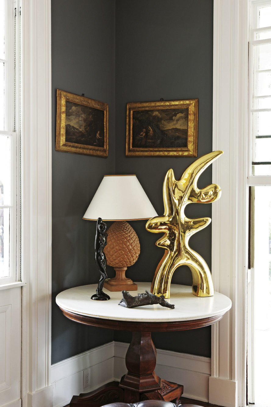 FAMILY COLLECTION A sculpture by Italian artist Ambrogio Pozzi entitled Presenza  Sciamana.