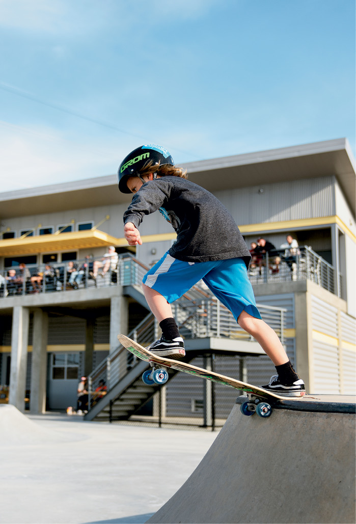 Johnny Otis Smith dropping in