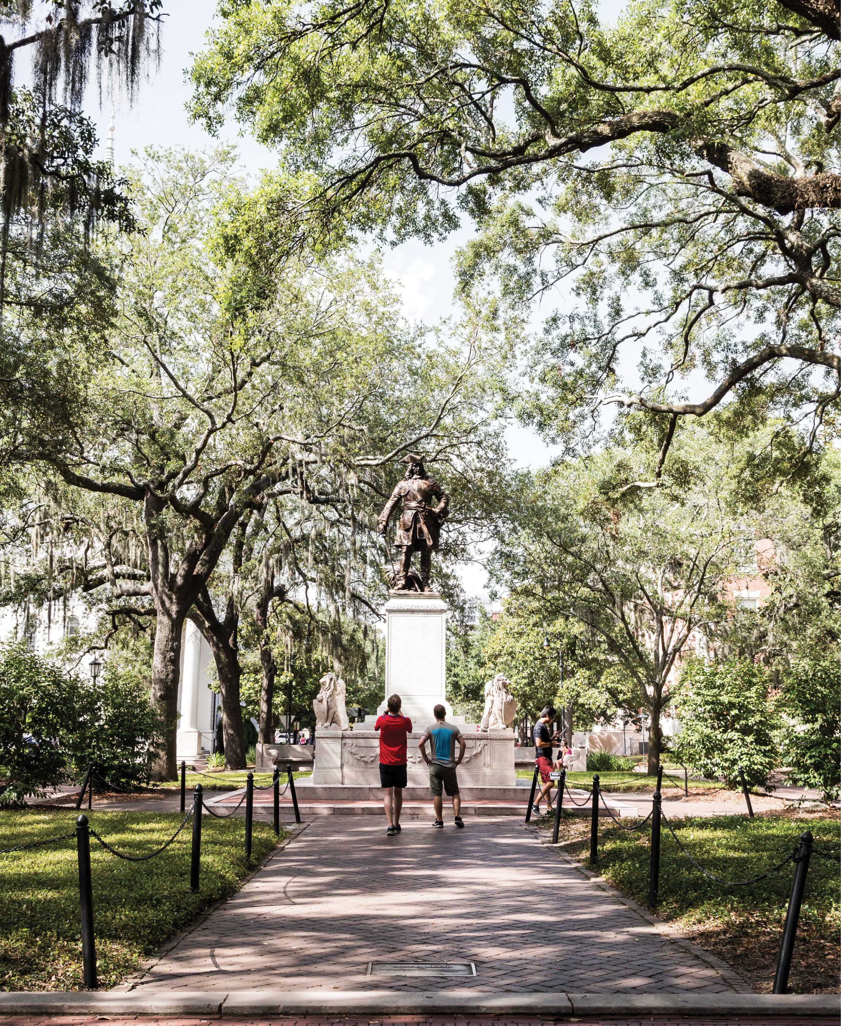 Georgia’s founder, General James Oglethorpe, memorialized in Chippewa Square