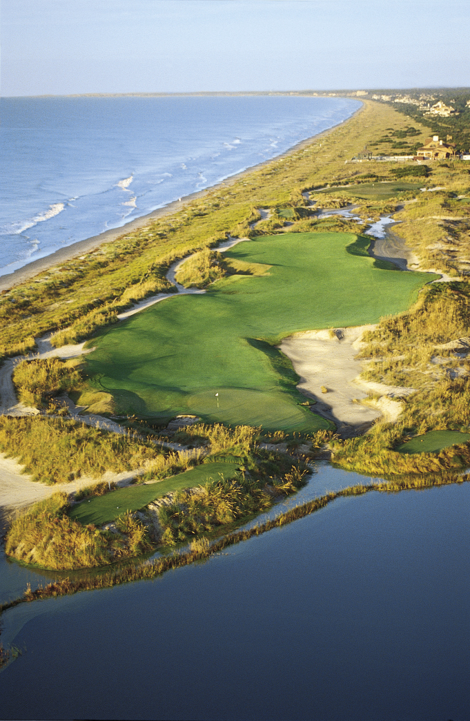 The 444-yard, par-4 hole 15
