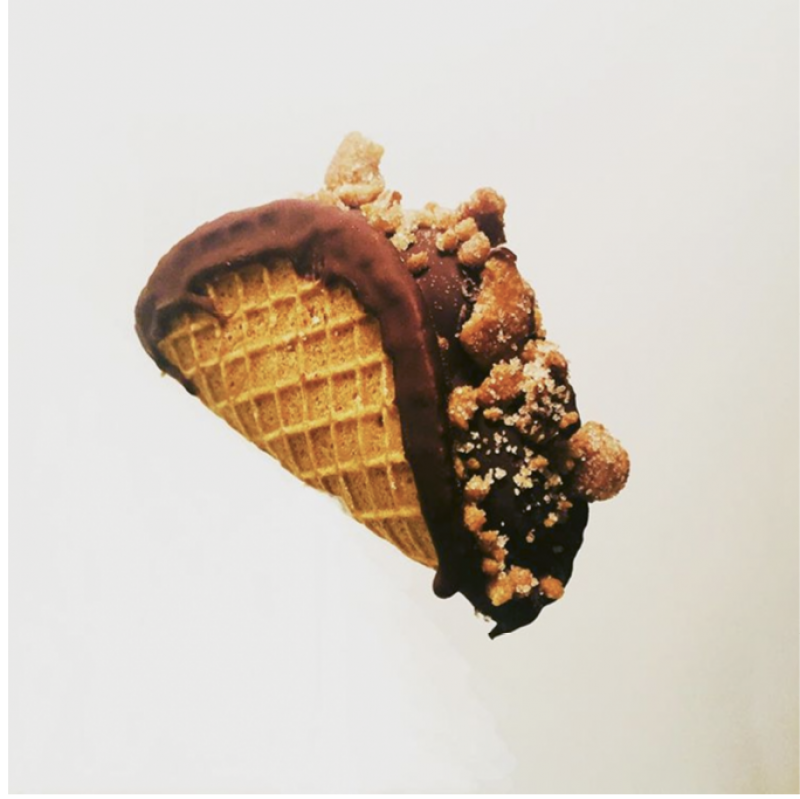 A churro “taco”
