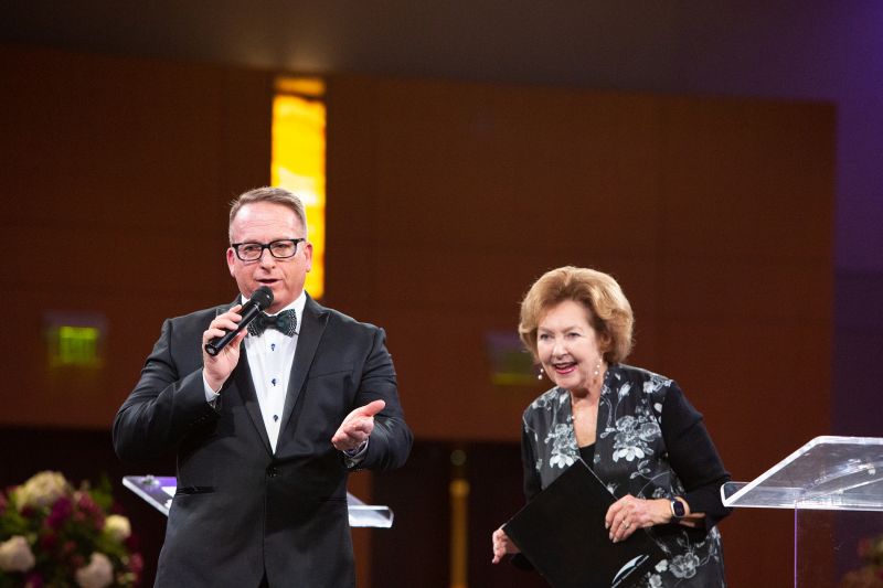 Event sponsor Steve Strickland of Hendrick Lexus Charleston spoke to guests with Trident Tech president Mary Thornley.