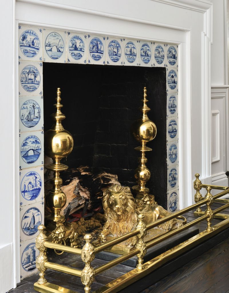 Delft tiles were a popular mode of ornamentation for mantels in the Georgian era as shown here in the Poinsett Tavern’s dining room.