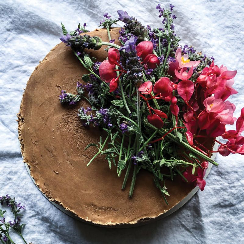 “Indulgent but clean”—that’s how chef and food stylist Cynthia Groseclose describes her new health-focused baking venture, Plante Pâtissière.