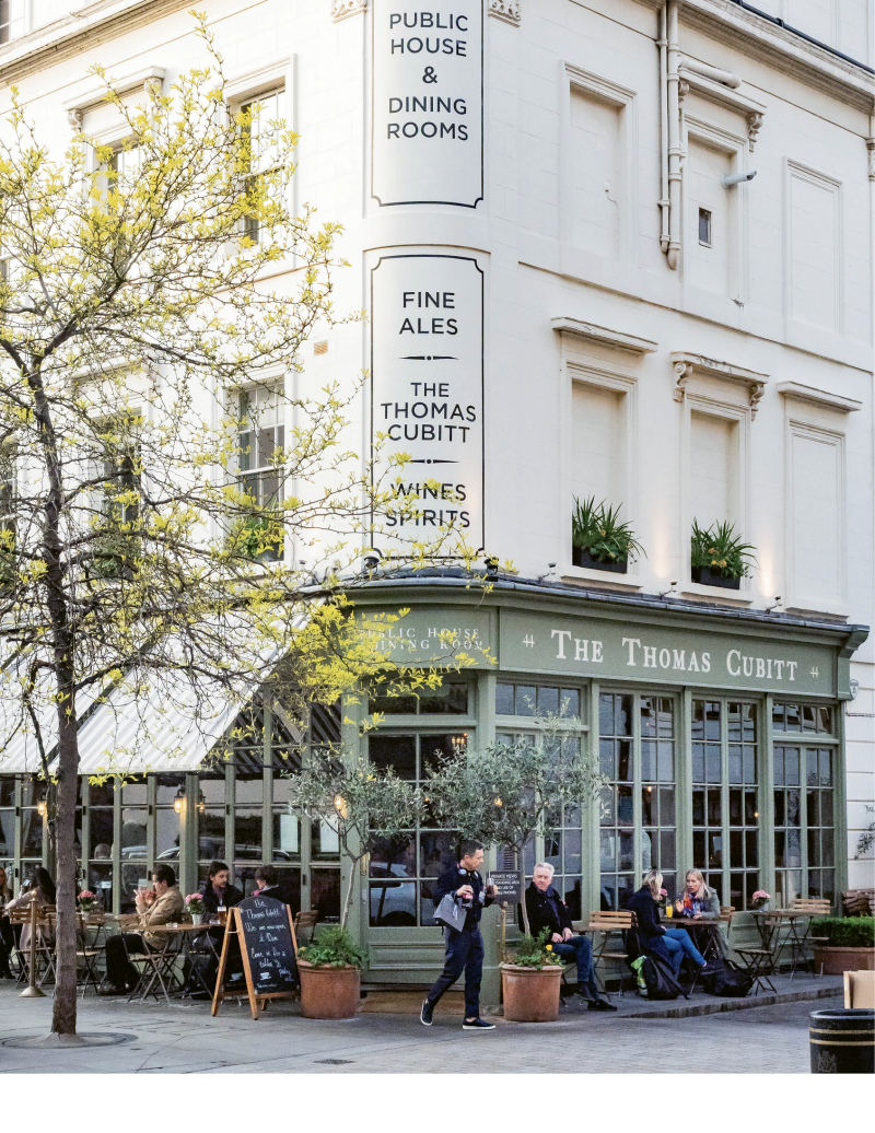 Outdoor seating at gastropub The Thomas Cubitt